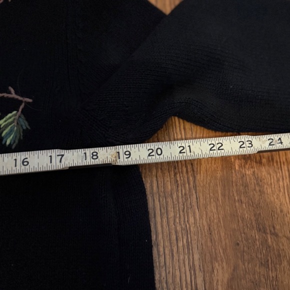 Coldwater Creek Cardinal Embroidered Sweater Women's Large Black Ramie Cotton - Picture 5 of 12